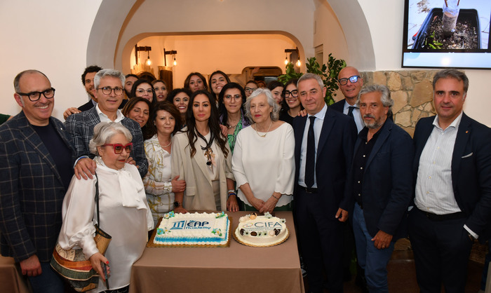 Eap Fedarcom  apre il suo nuovo ristorante didattico in corso Umberto I a Caltanissetta. La proposta dell’agenzia formativa mira alla  qualificazione di  giovani in obbligo scolastico nelle professioni della ristorazione.   ANSA/ORIETTA SCARDINO